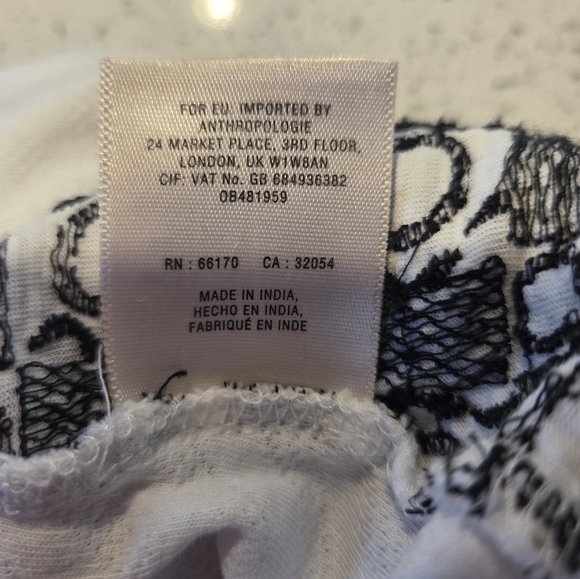 Anthropologie Akemi + Kin Black & White Embroidered Peasant Blouse - Picture 11 of 11